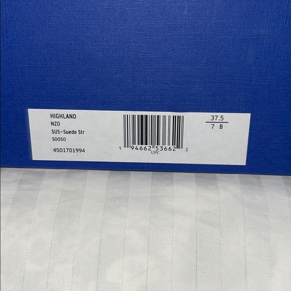 Stuart Weitzman Highland Boot - Picture 3 of 6